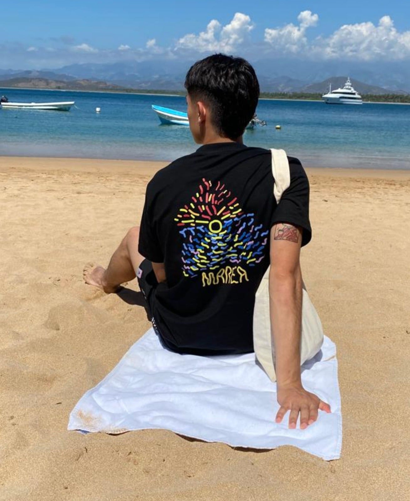 Hola playeras: Modelo Marea